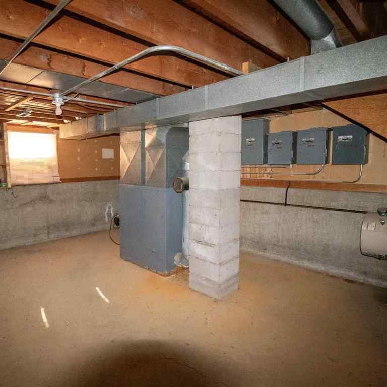 MLS® A2214369 - 318 Railway Avenue  in NONE Herronton, Agri-Business