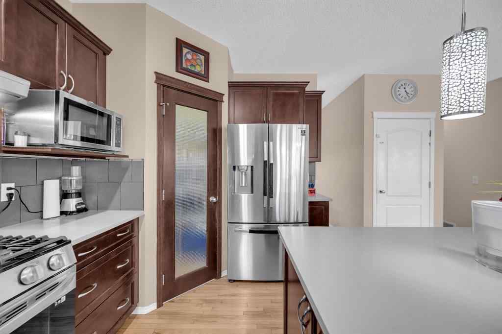 MLS® A2214421 - 288 Saddlecrest Way NE in Saddle Ridge Calgary, Residential