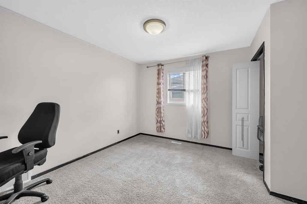 MLS® A2214459 - 235 Hawkmere Road  in Westmere Chestermere, Residential