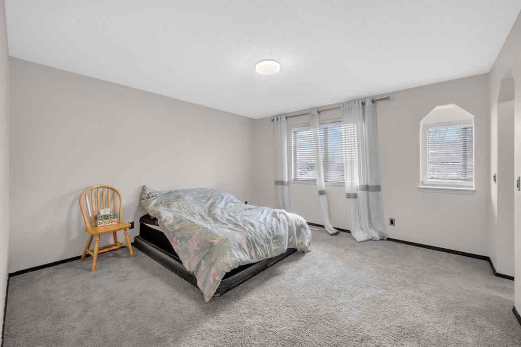 MLS® A2214459 - 235 Hawkmere Road  in Westmere Chestermere, Residential