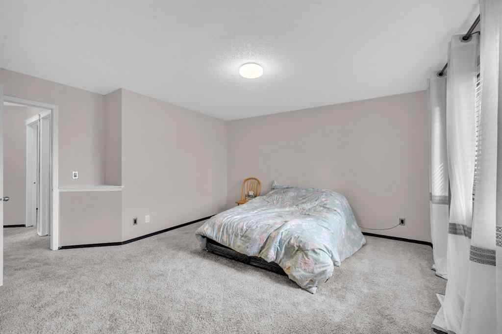 MLS® A2214459 - 235 Hawkmere Road  in Westmere Chestermere, Residential