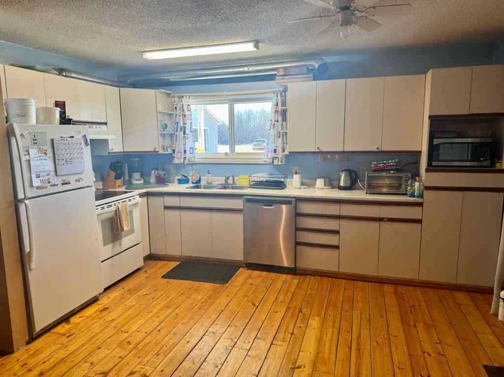 MLS® A2214491 - 77029 Highway 2   in NONE Rural Smoky River No. 130, M.D. of, Residential