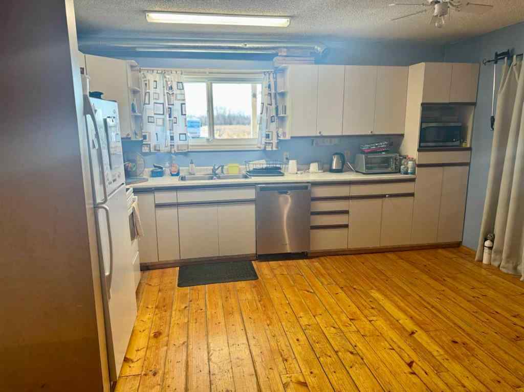 MLS® A2214491 - 77029 Highway 2   in NONE Rural Smoky River No. 130, M.D. of, Residential