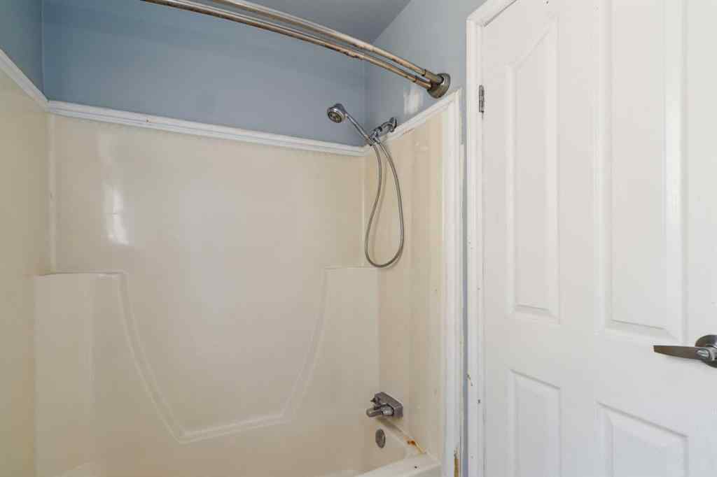 MLS® A2214544 - 176 Fullerton Drive  in Dickinsfield Fort McMurray, Residential