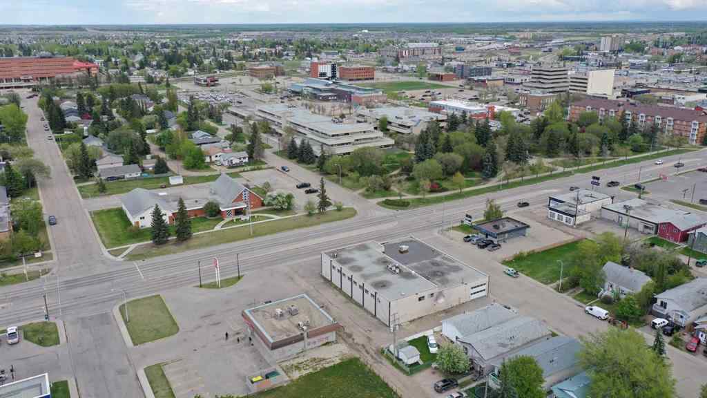 MLS® A2214559 - Unit #201 10404 100 Street  in VLA Montrose Grande Prairie, Commercial