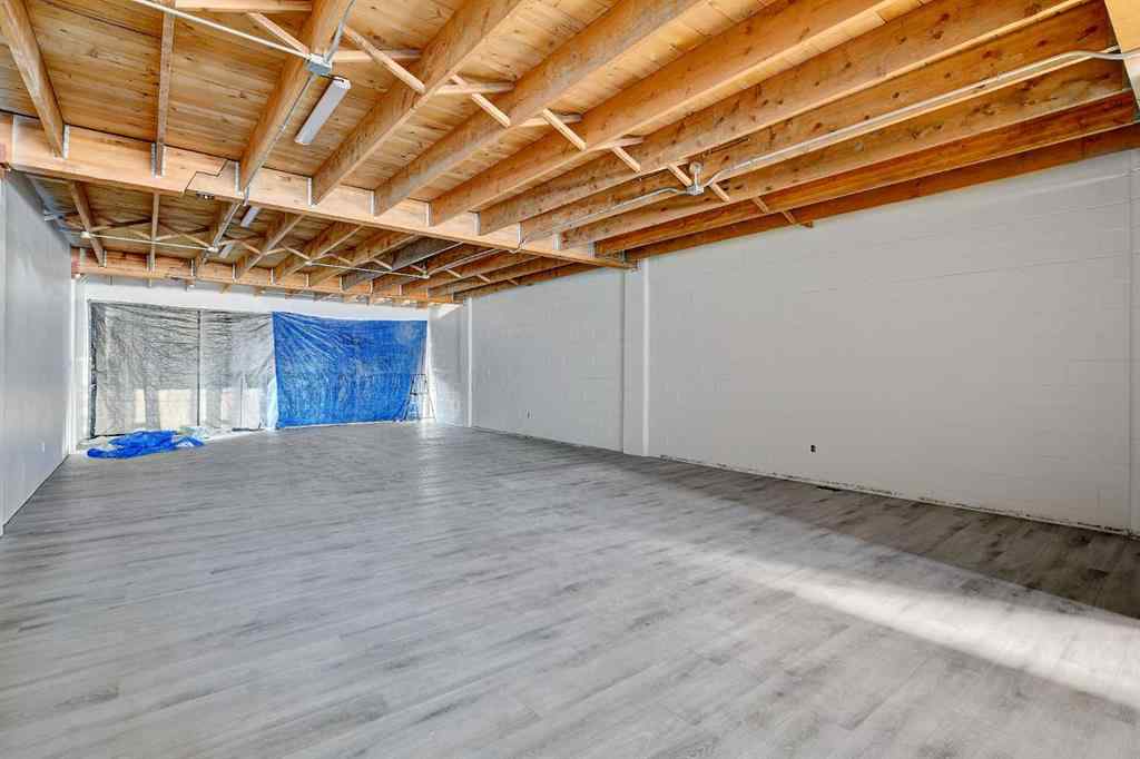 MLS® A2214561 - Unit #202 10404 100 Street  in VLA Montrose Grande Prairie, Commercial