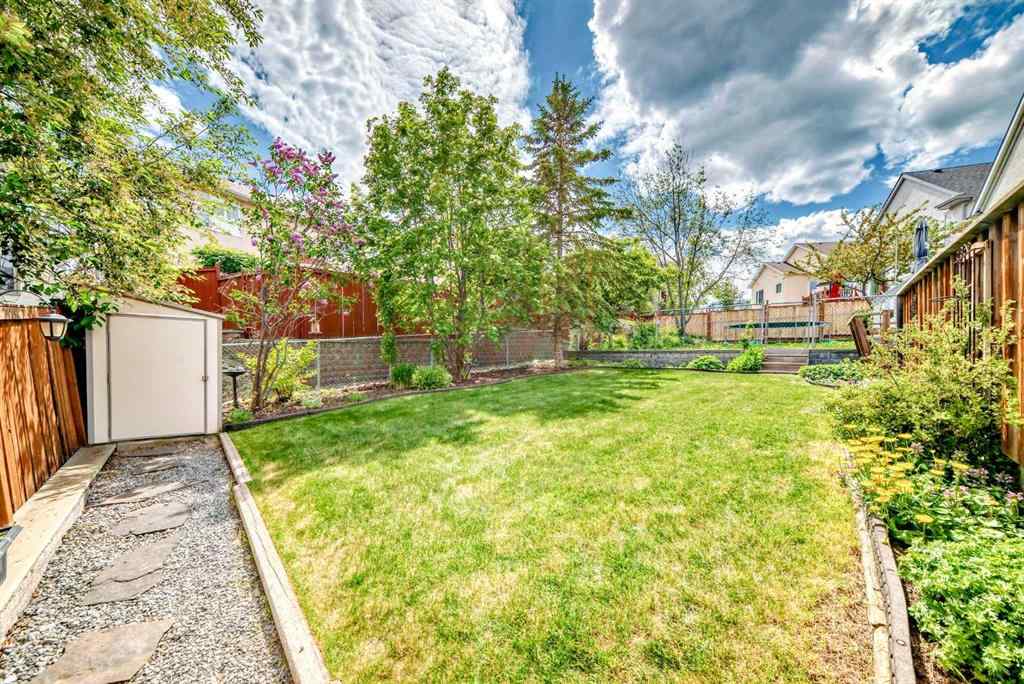 MLS® A2214569 - 209 Patterson Hill SW in Patterson Calgary, Residential