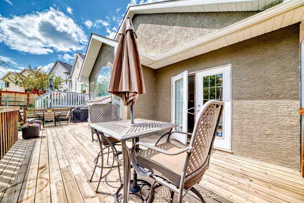 MLS® A2214569 - 209 Patterson Hill SW in Patterson Calgary, Residential