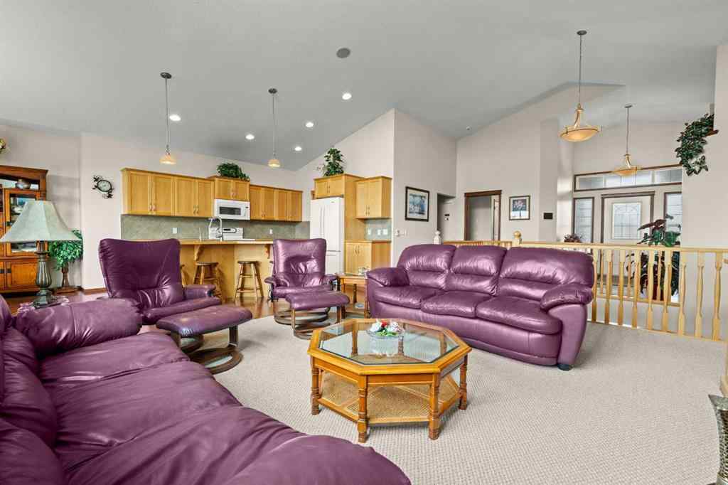 MLS® A2214598 - 421 Boulder Creek Way SE in Boulder Creek Estates Langdon, Residential