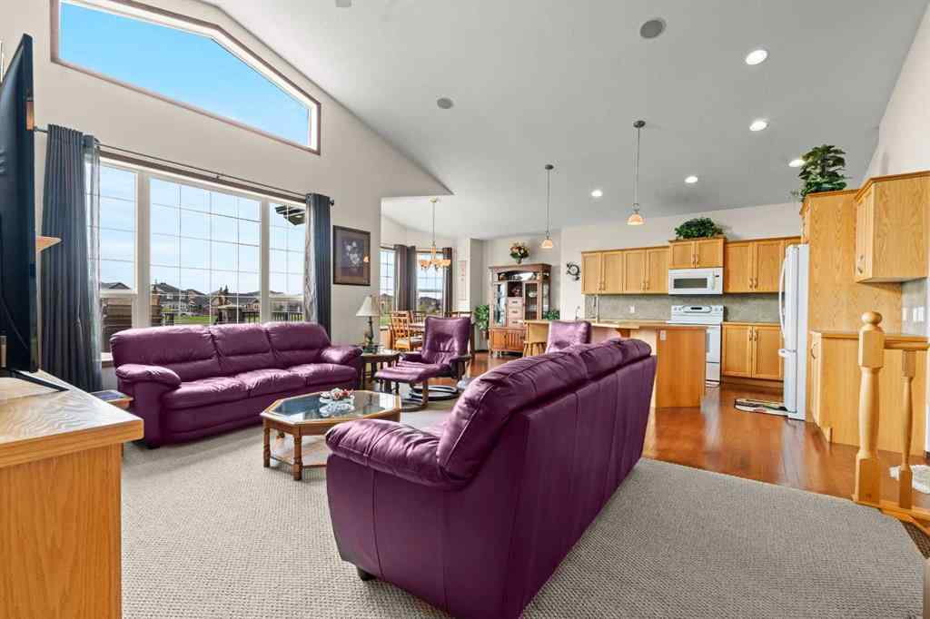 MLS® A2214598 - 421 Boulder Creek Way SE in Boulder Creek Estates Langdon, Residential