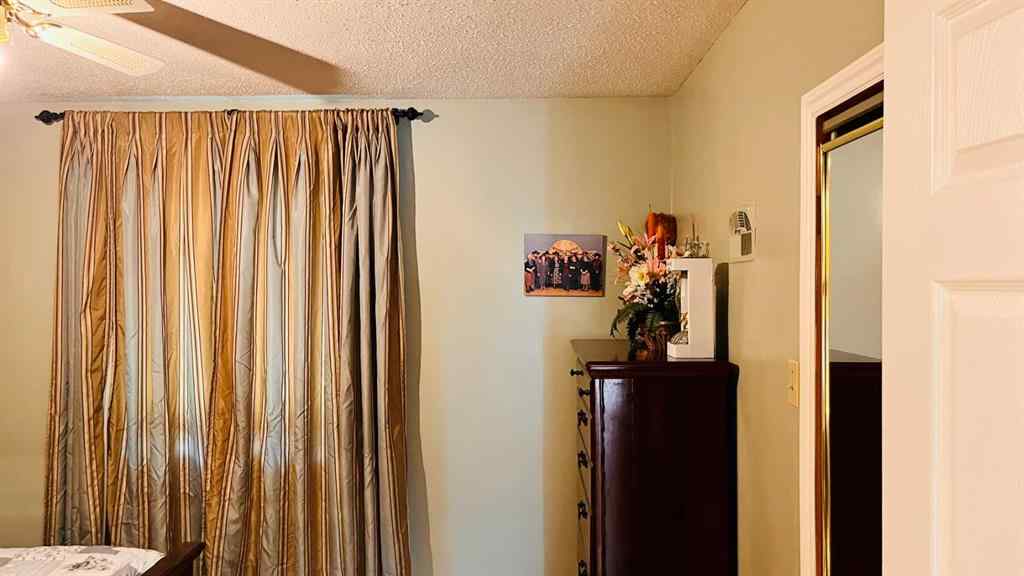 MLS® A2214609 - 120044 TWP RD 110 Road  in NONE Burdett, Residential