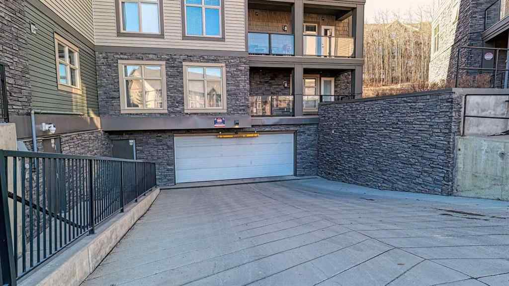 MLS® A2214621 - Unit #122 15 Aspenmont Heights SW in Aspen Woods Calgary, Residential