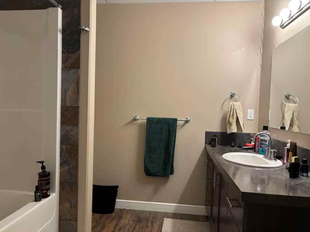 MLS® A2214653 - 10404 103 Avenue  in NONE Sexsmith, Residential