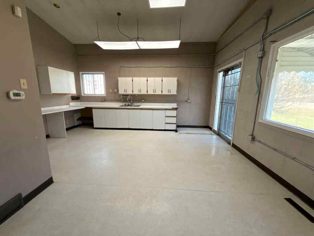 MLS® A2214720 - 5502 Highway 2A   in NONE Ponoka, Commercial