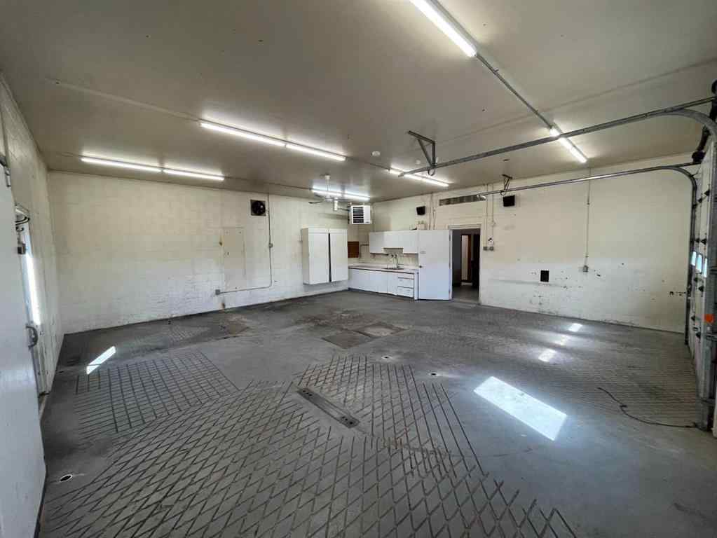 MLS® A2214720 - 5502 Highway 2A   in NONE Ponoka, Commercial