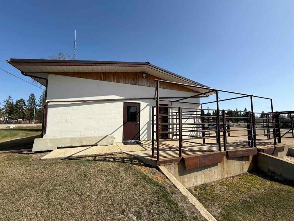 MLS® A2214720 - 5502 Highway 2A   in NONE Ponoka, Commercial