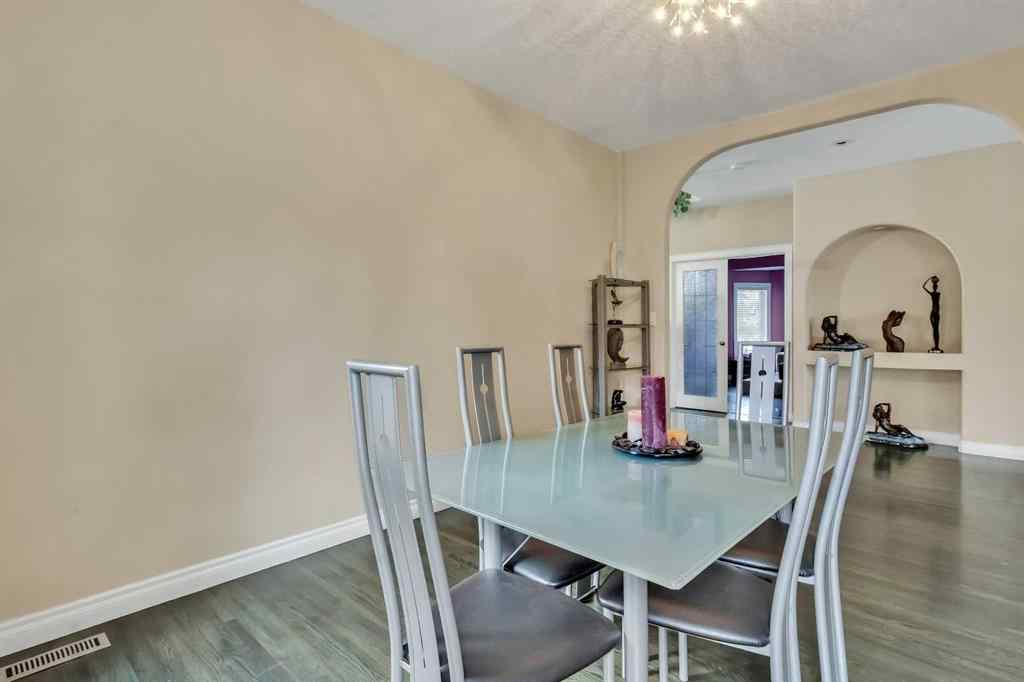 MLS® A2214756 - 627 East Chestermere Drive  in East Chestermere Chestermere, Residential
