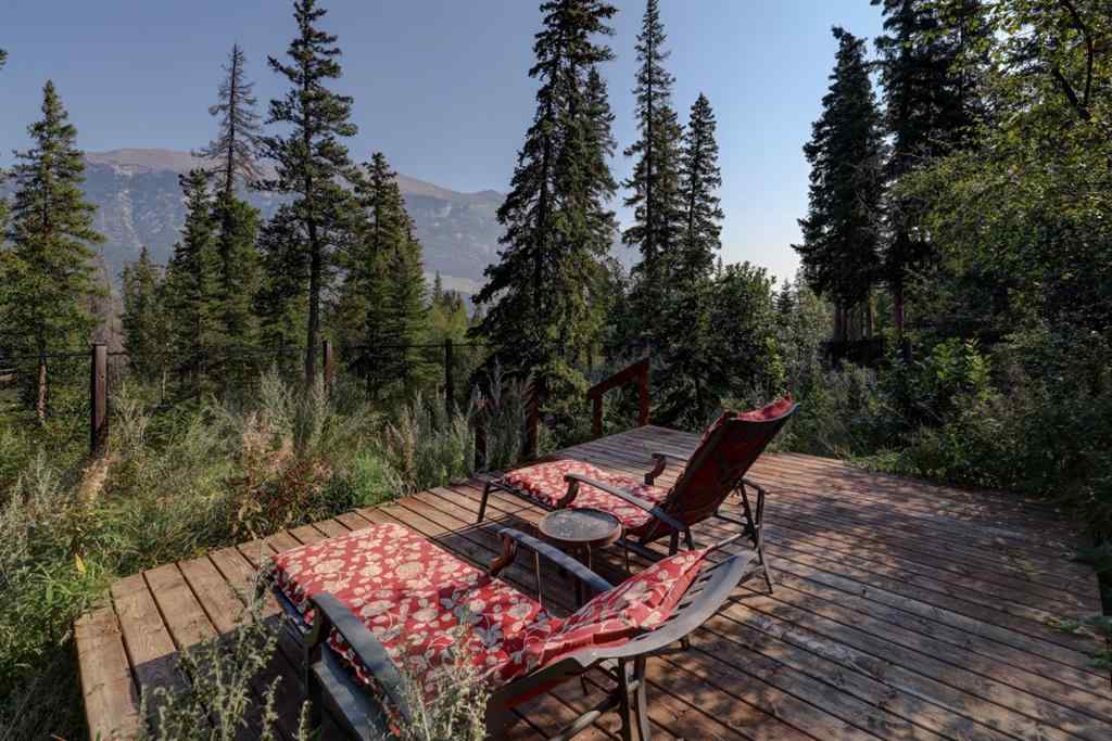 MLS® A2214778 - 207 Miskow Close  in Three Sisters Canmore, Residential