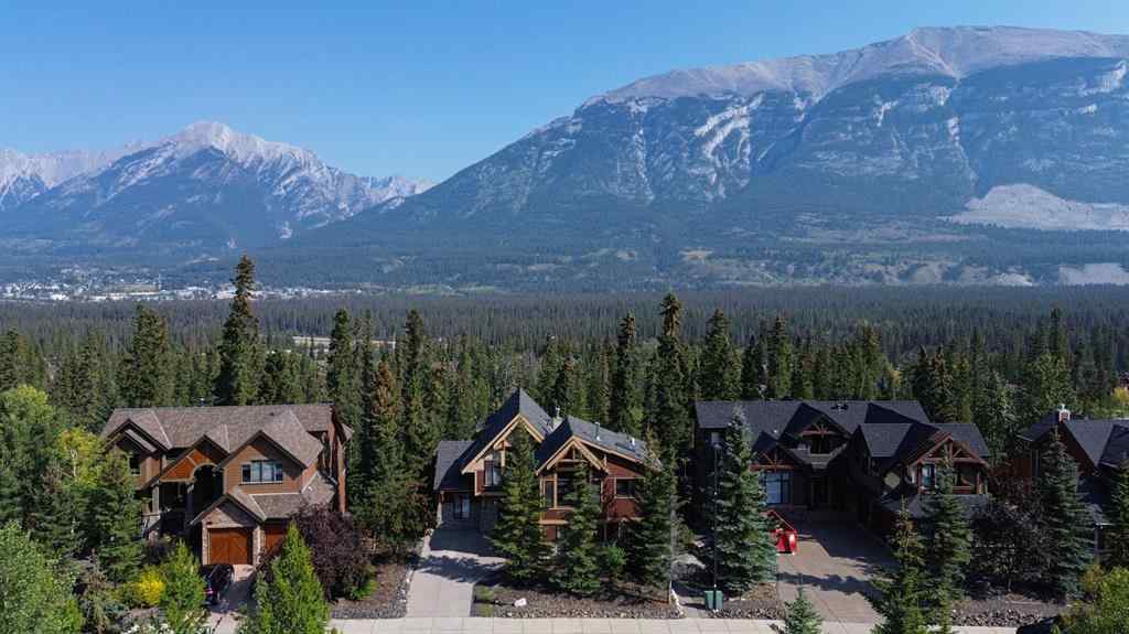 MLS® A2214778 - 207 Miskow Close  in Three Sisters Canmore, Residential
