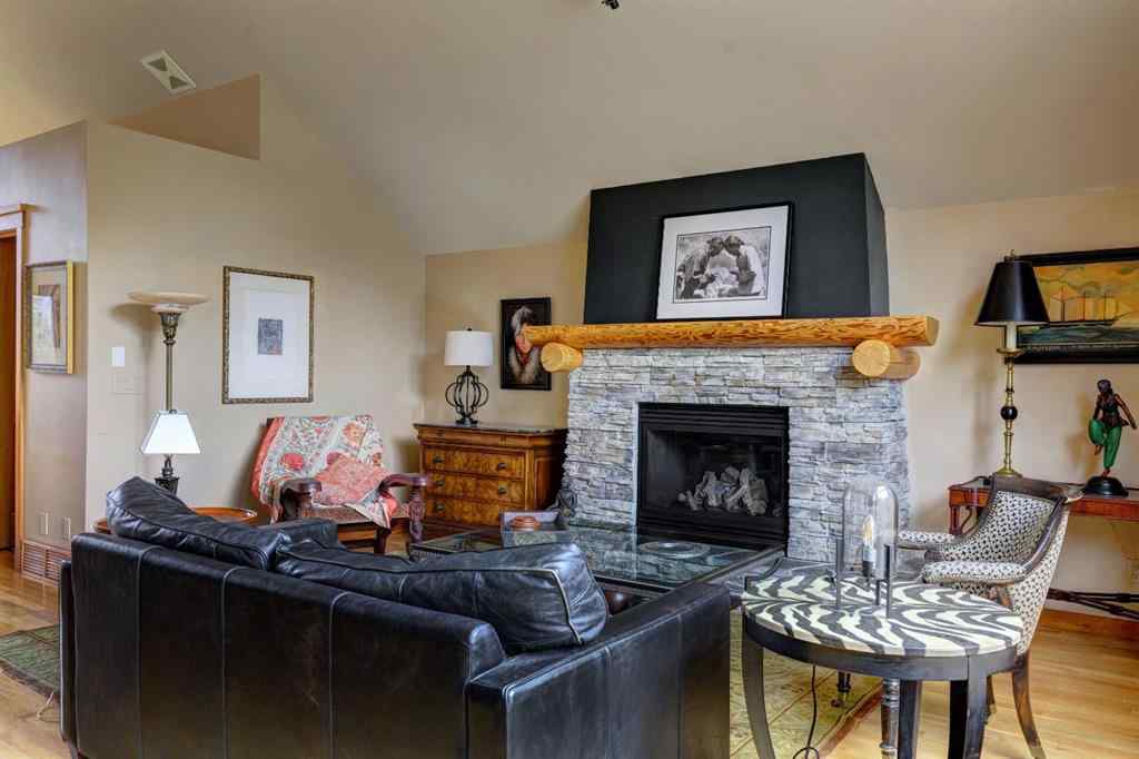 MLS® A2214778 - 207 Miskow Close  in Three Sisters Canmore, Residential