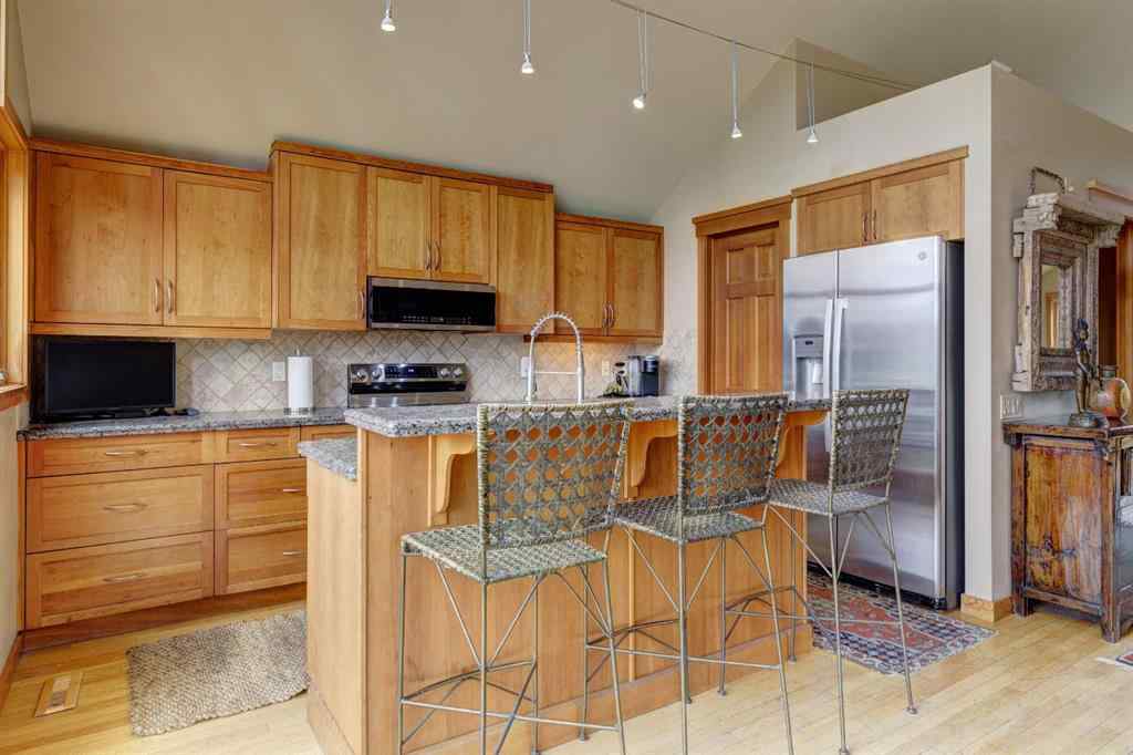 MLS® A2214778 - 207 Miskow Close  in Three Sisters Canmore, Residential