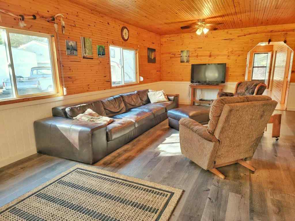 MLS® A2214790 - 3252 Lake View Drive  in NONE Calling Lake, Residential