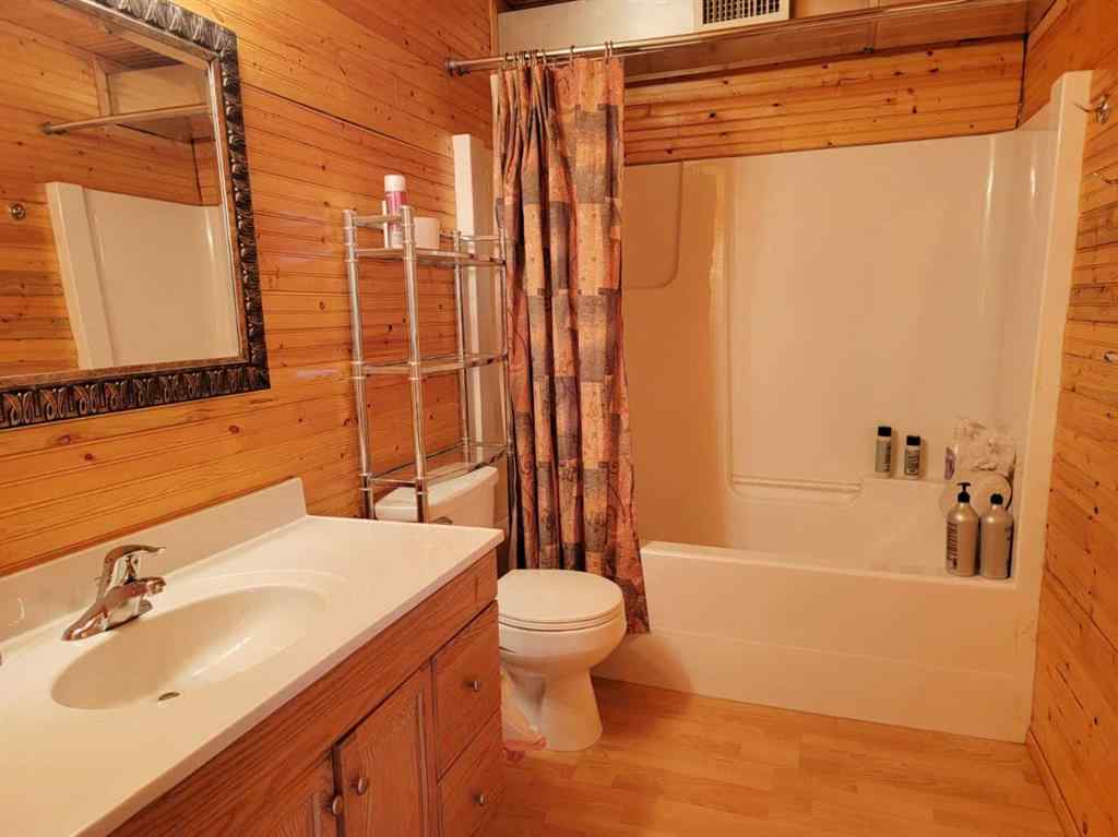 MLS® A2214790 - 3252 Lake View Drive  in NONE Calling Lake, Residential
