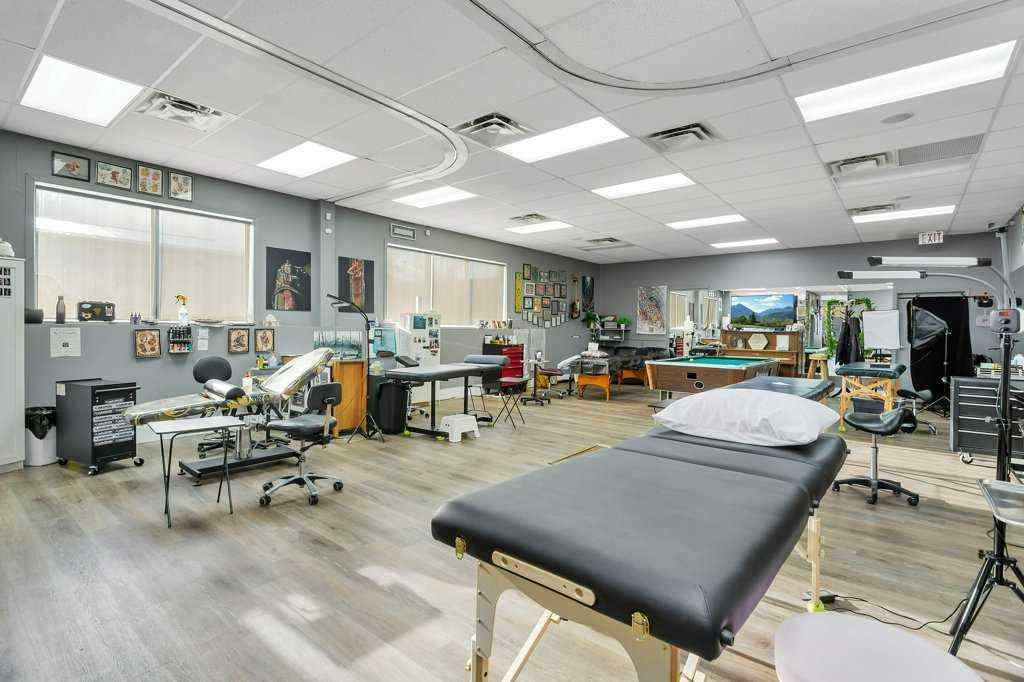 MLS® A2214815 - Unit #11 6200 67A Street  in Glendale Red Deer, Commercial