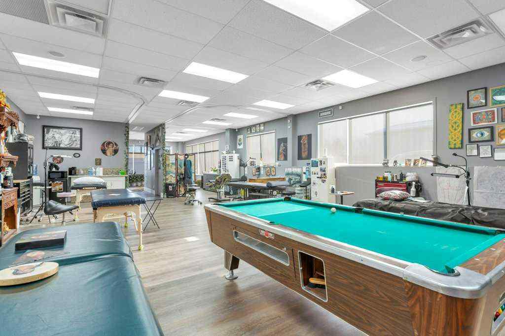 MLS® A2214815 - Unit #11 6200 67A Street  in Glendale Red Deer, Commercial