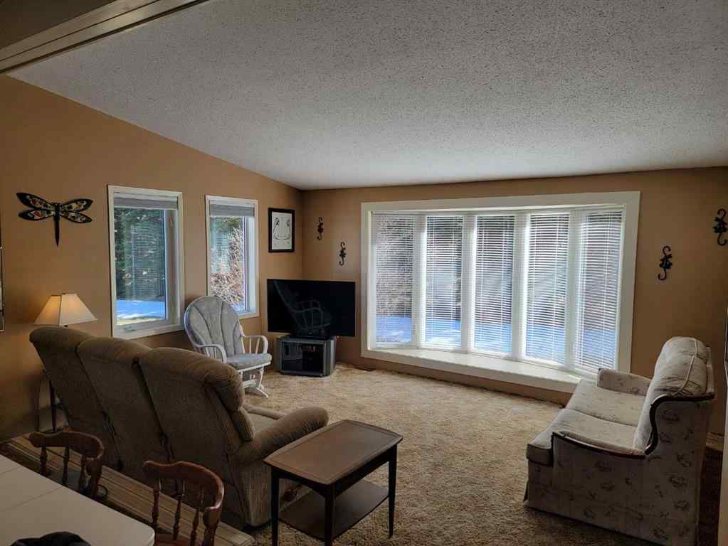 MLS® A2214831 - 1821 Calling River Road N in NONE Calling Lake, Residential