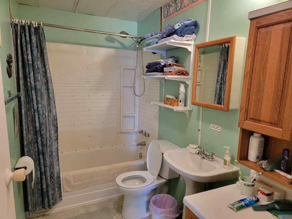 MLS® A2214831 - 1821 Calling River Road N in NONE Calling Lake, Residential