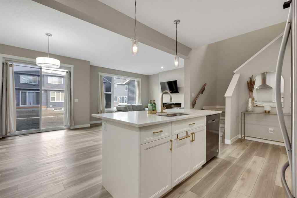MLS® A2214962 - 216 Creekstone Row SW in Pine Creek Calgary, Residential