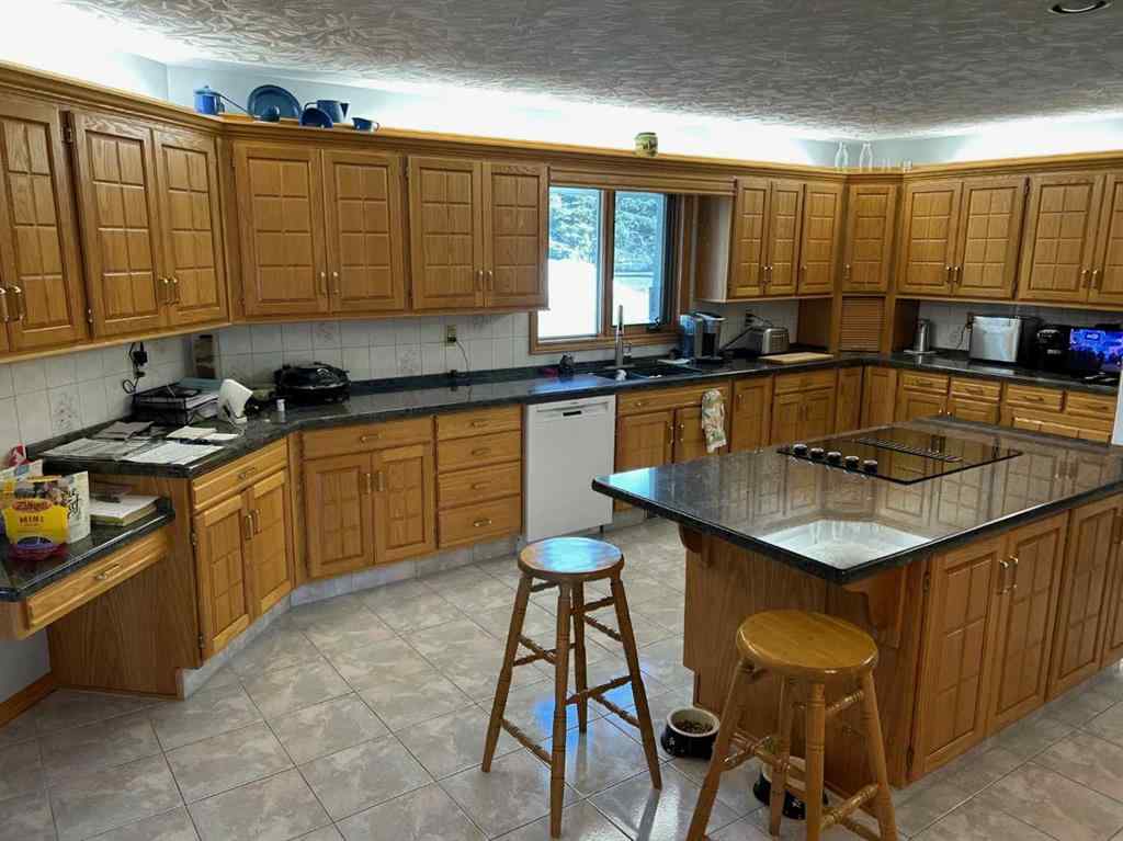 MLS® A2214995 - 39060A Range Road 270   in NONE Rural Red Deer County, Residential