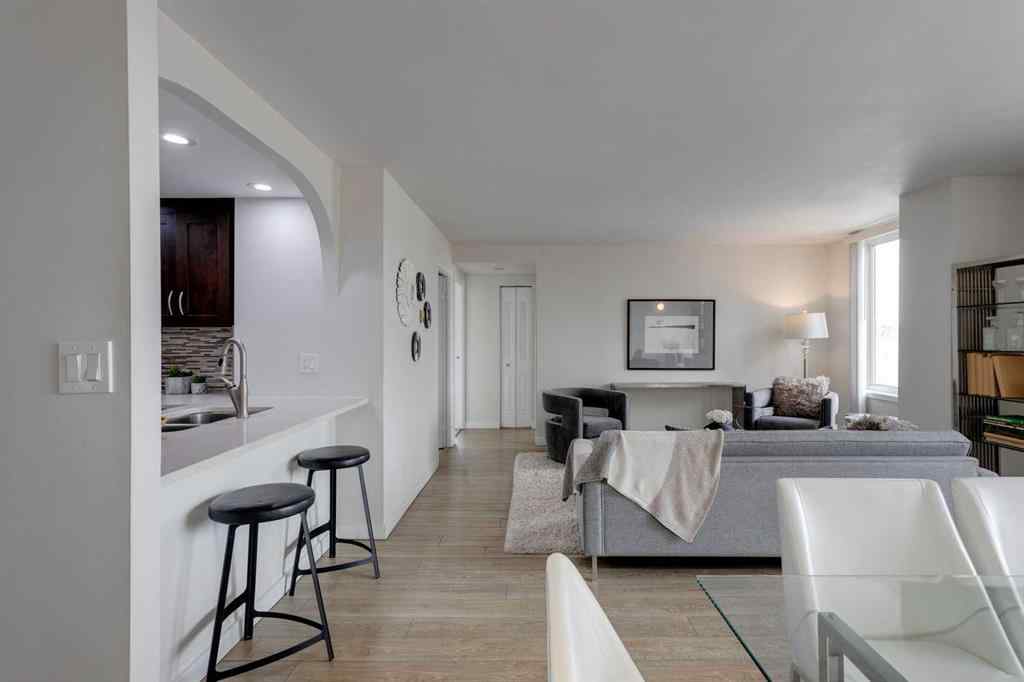 MLS® A2214996 - Unit #550 310 8 Street SW in Downtown Commercial Core Calgary, Residential