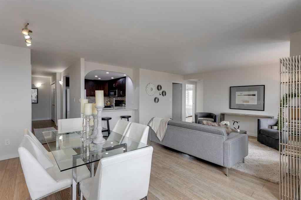 MLS® A2214996 - Unit #550 310 8 Street SW in Downtown Commercial Core Calgary, Residential
