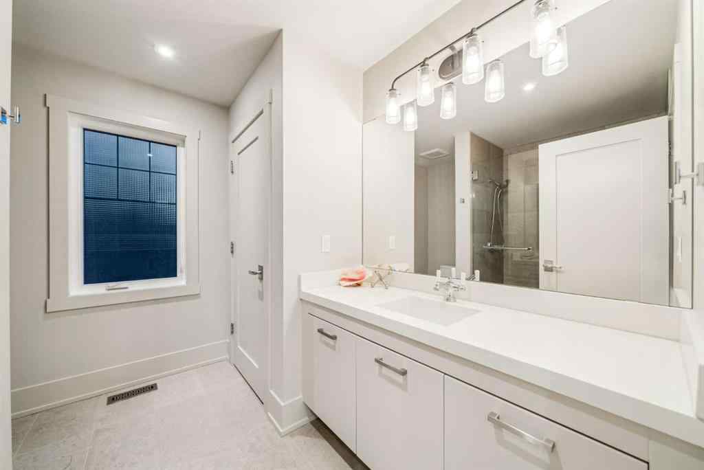 MLS® A2215059 - 625 Britannia Drive SW in Elboya Calgary, Residential