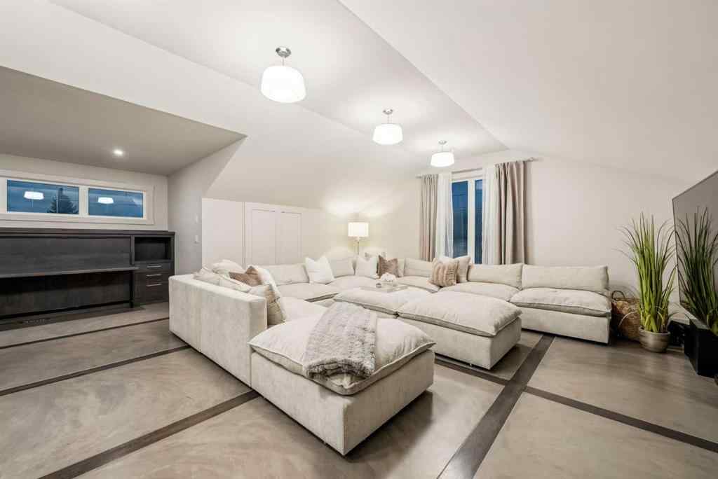 MLS® A2215059 - 625 Britannia Drive SW in Elboya Calgary, Residential