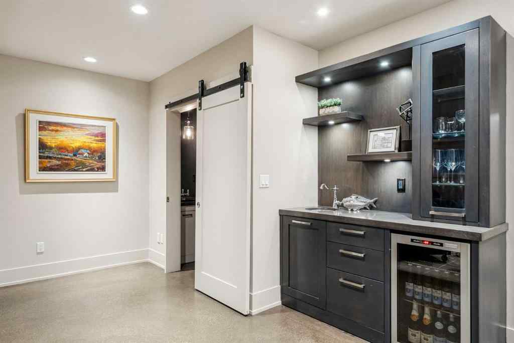 MLS® A2215059 - 625 Britannia Drive SW in Elboya Calgary, Residential