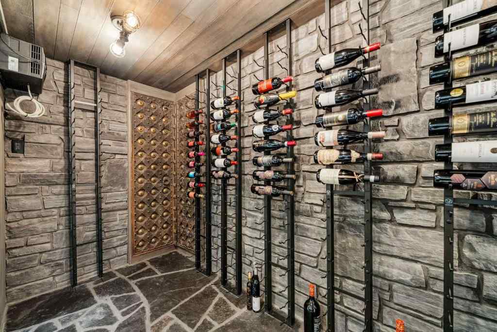 MLS® A2215059 - 625 Britannia Drive SW in Elboya Calgary, Residential