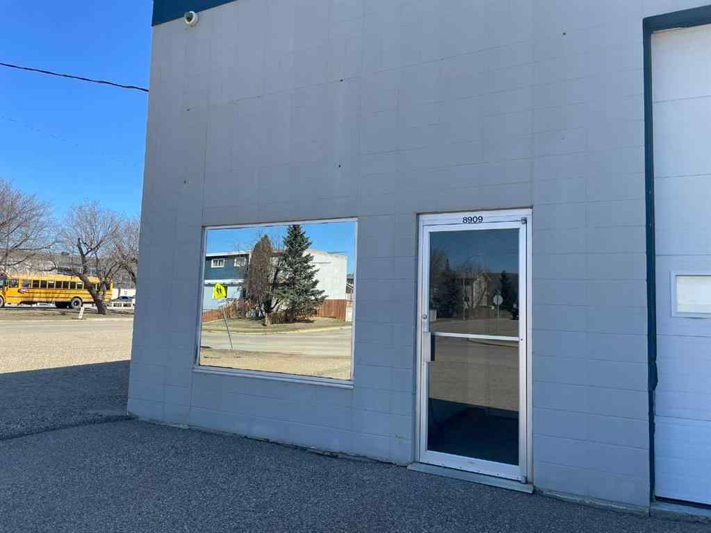 MLS® A2215081 - Unit #3 8909 96 Street  in North End Peace River, Commercial