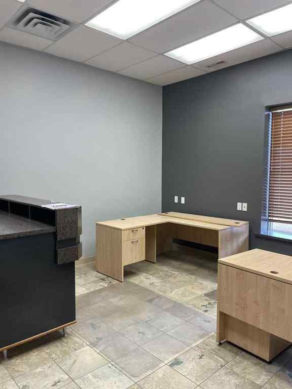 MLS® A2215081 - Unit #3 8909 96 Street  in North End Peace River, Commercial