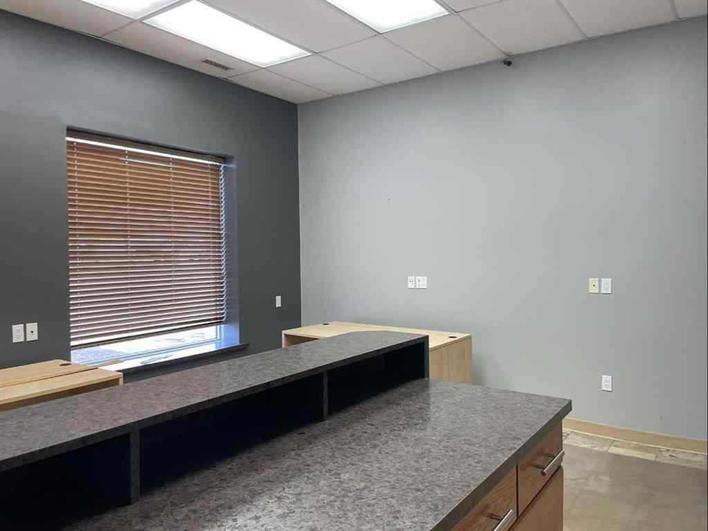 MLS® A2215081 - Unit #3 8909 96 Street  in North End Peace River, Commercial