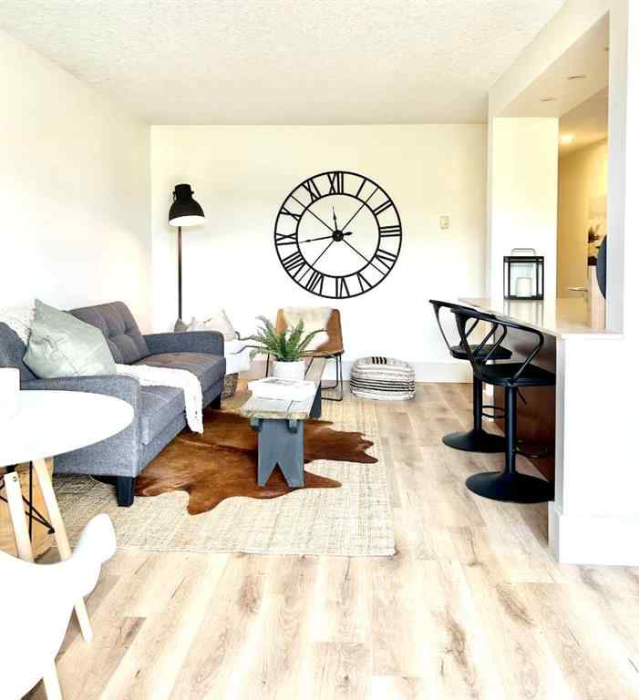 MLS® A2215103 - Unit #104 1603 26 Avenue SW in South Calgary Calgary, Residential