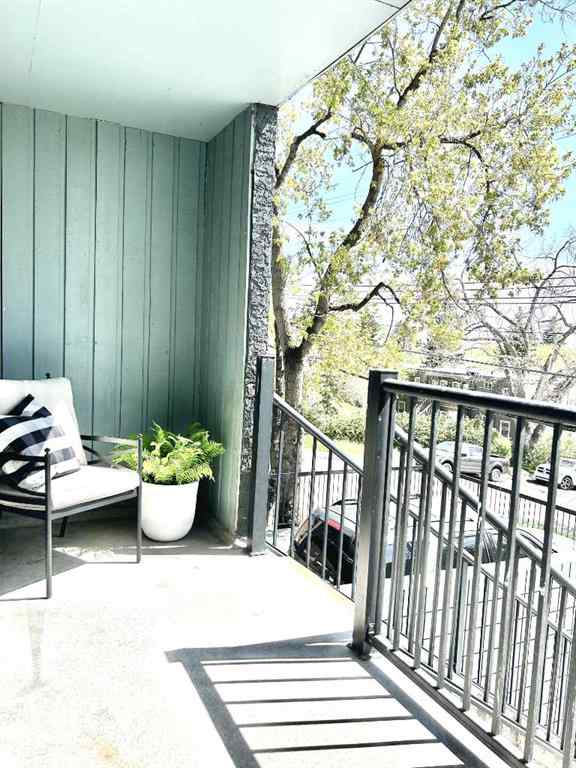 MLS® A2215103 - Unit #104 1603 26 Avenue SW in South Calgary Calgary, Residential