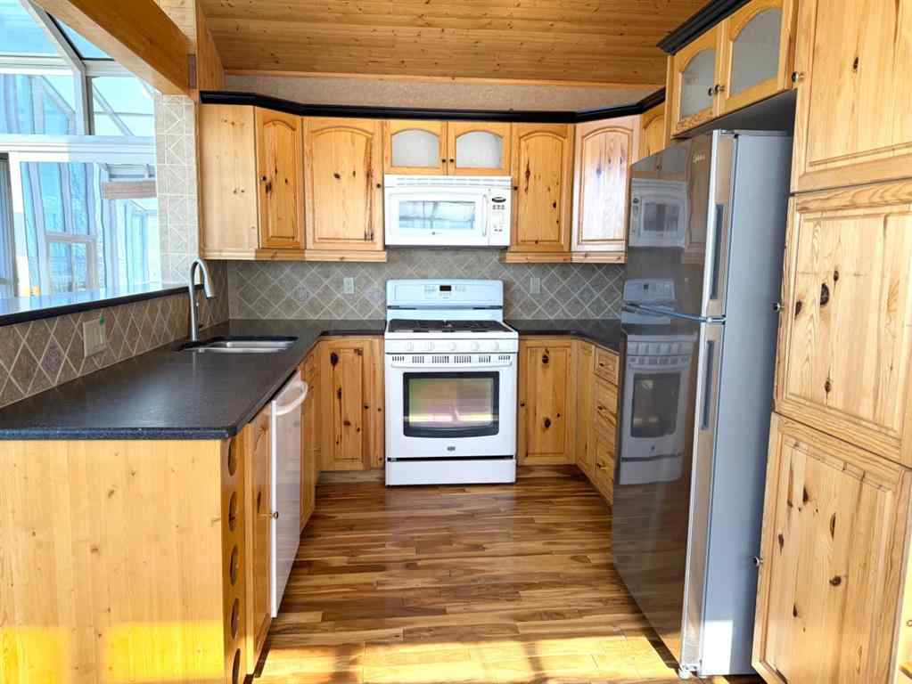 MLS® A2215112 - 54 Blue Heron Bay  in NONE Lake Newell Resort, Residential