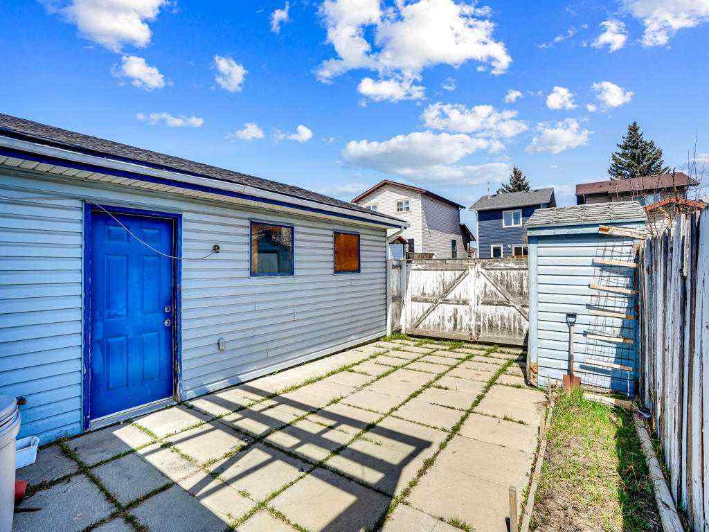 MLS® A2215131 - 104 Falshire Close NE in Falconridge Calgary, Residential