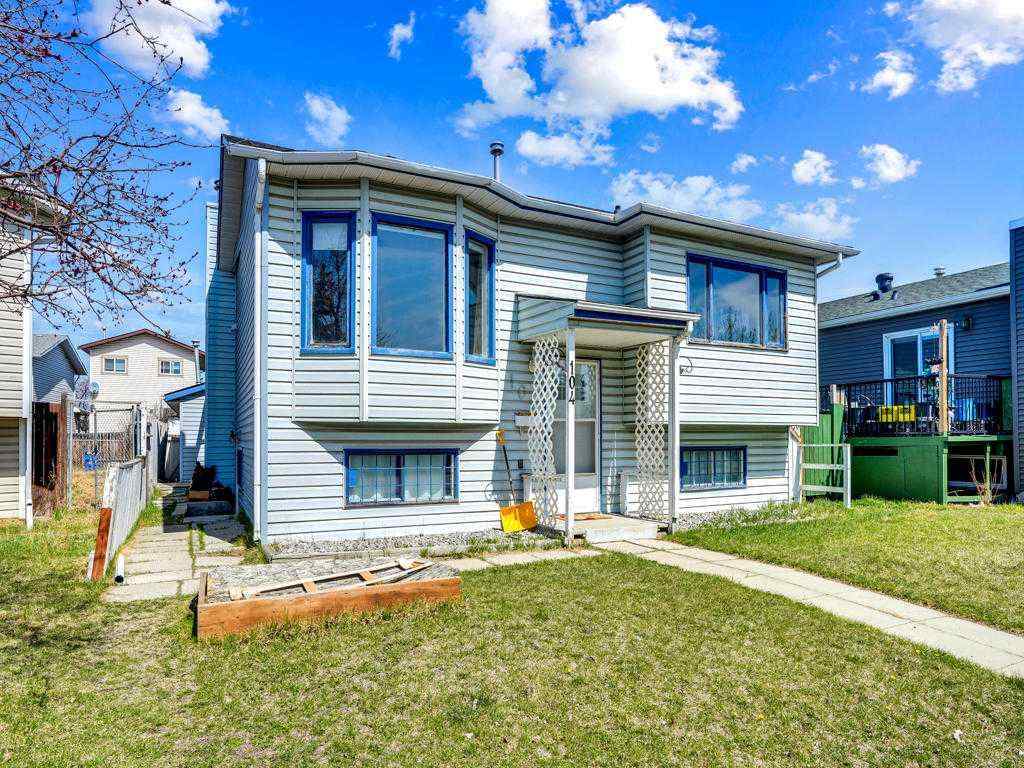 MLS® A2215131 - 104 Falshire Close NE in Falconridge Calgary, Residential