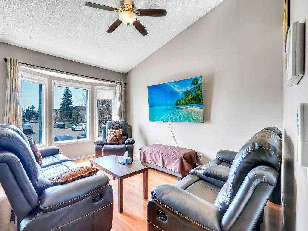 MLS® A2215131 - 104 Falshire Close NE in Falconridge Calgary, Residential