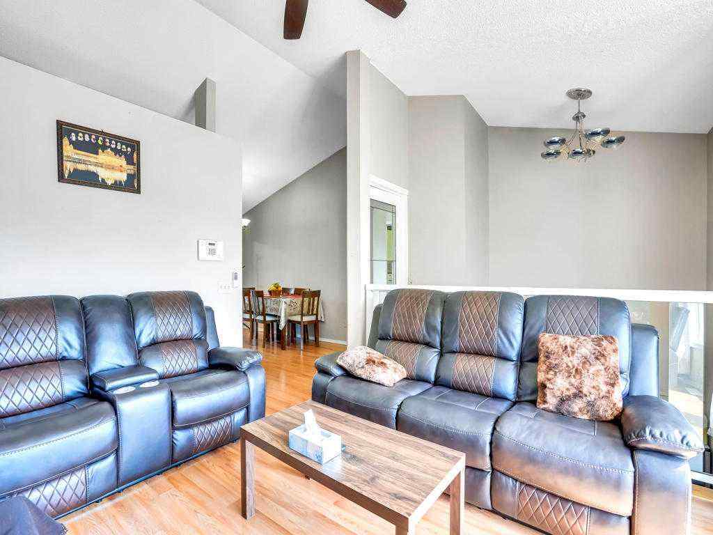 MLS® A2215131 - 104 Falshire Close NE in Falconridge Calgary, Residential