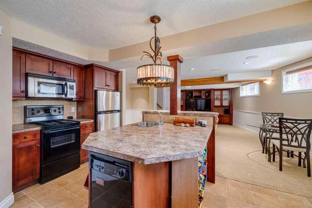 MLS® A2215187 - 118 Mountain Lion Drive  in Wintergreen_BC Bragg Creek, Residential